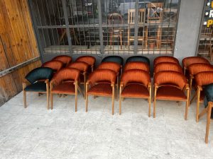cafe sandalyeleri